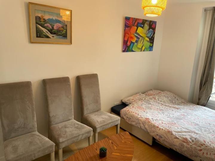 5 Persons Montparnasse Apartment Paris