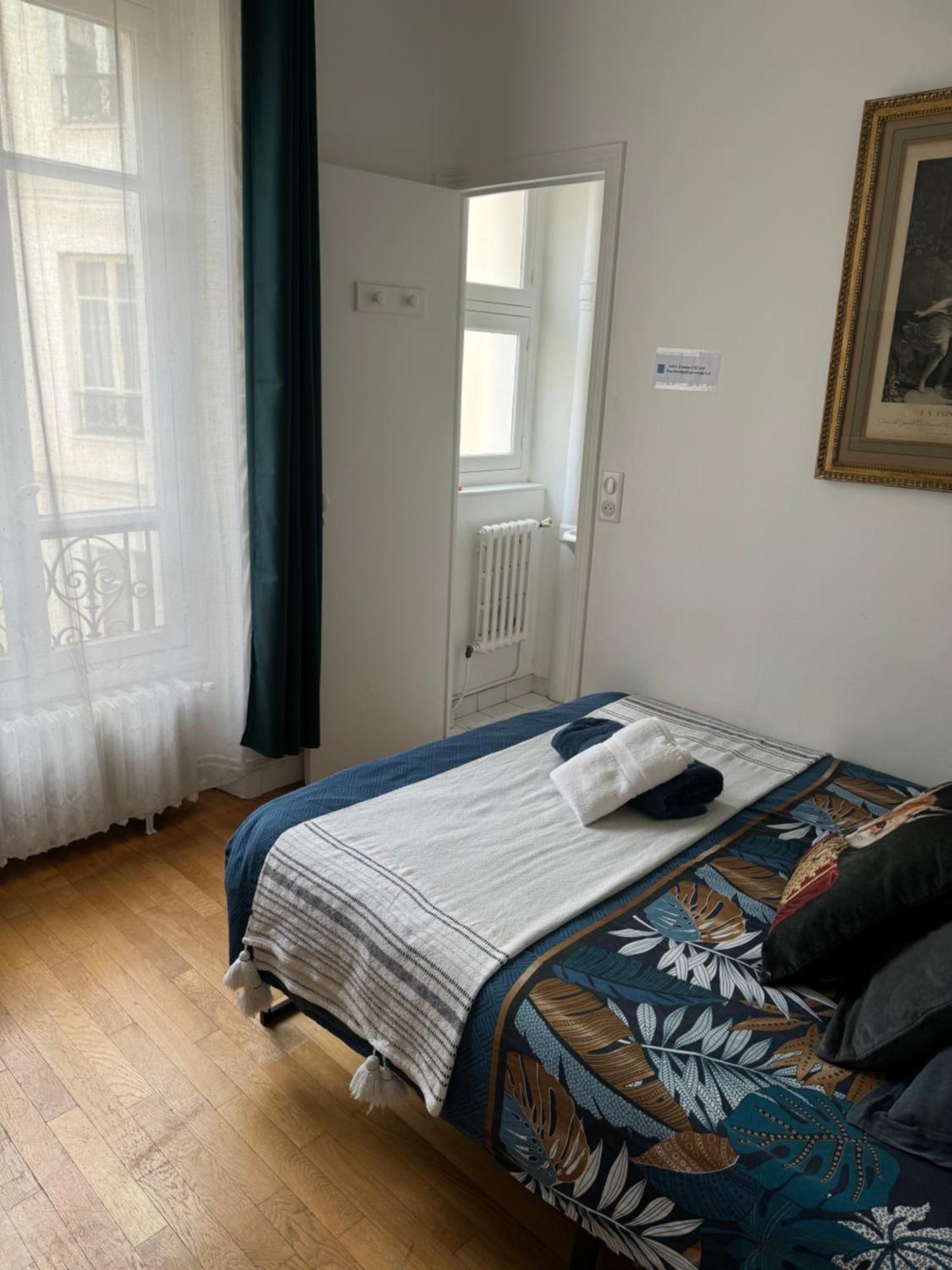 Apartment Beautiful Nearby Champs Elysees Paris