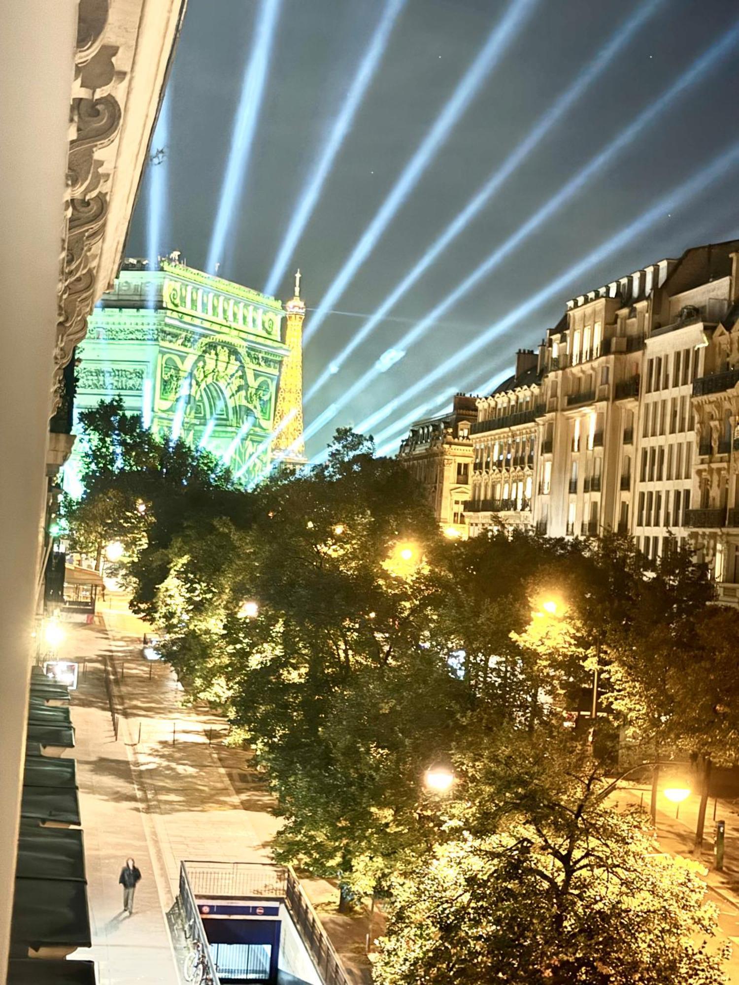 Beautiful Nearby Champs Elysees Apartment *