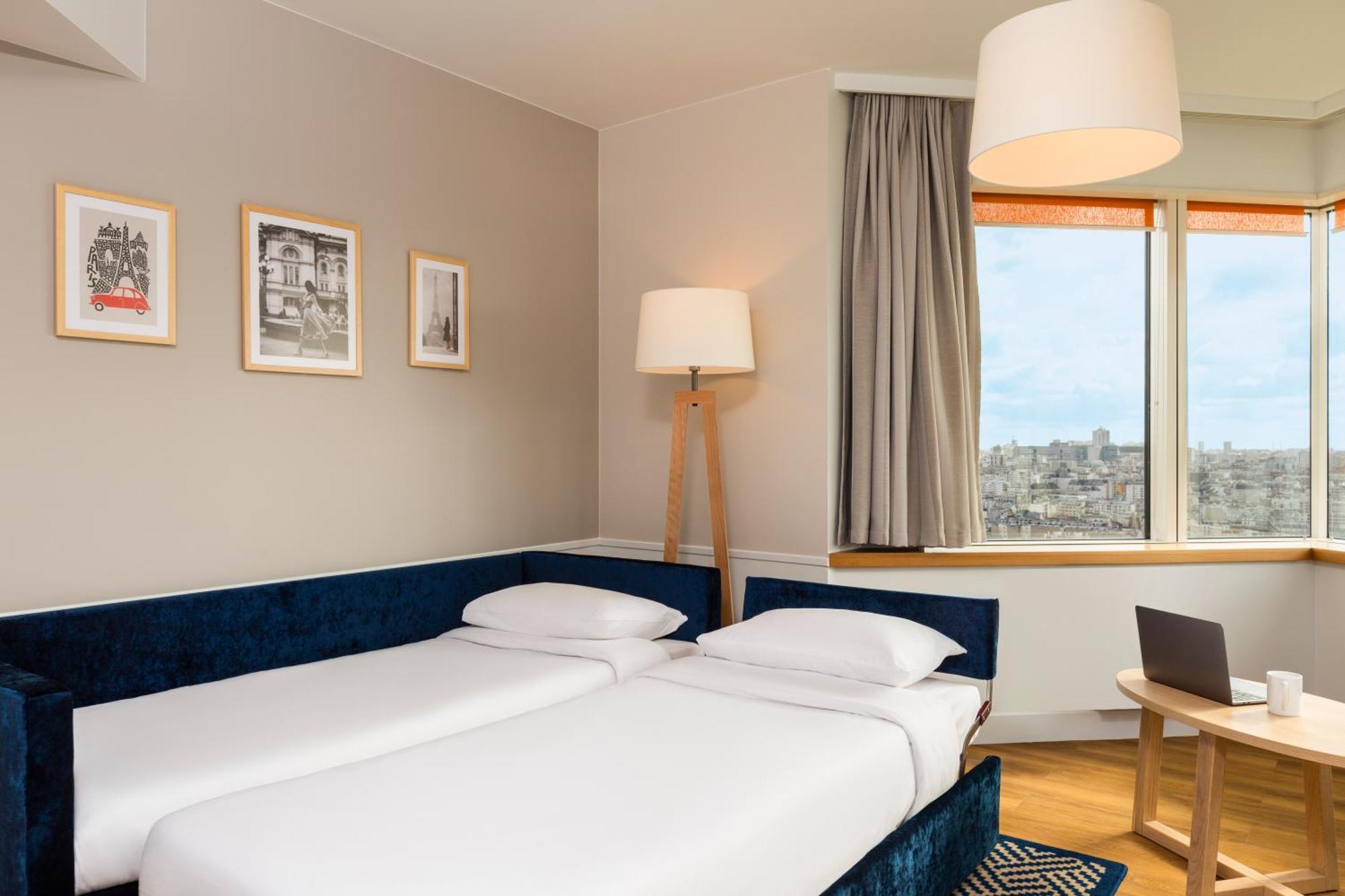 Adagio Centre Tour Eiffel Aparthotel 4*