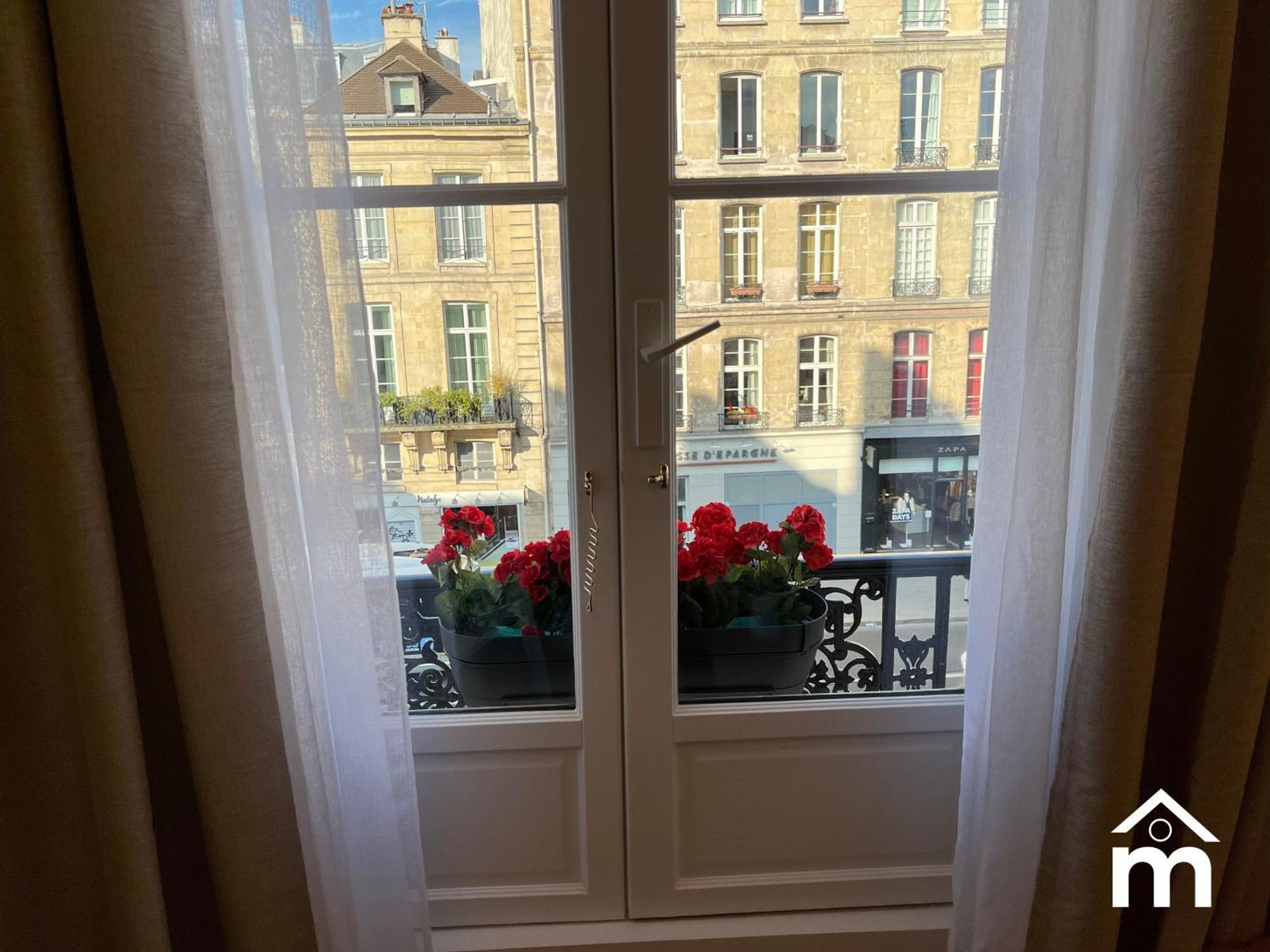 Apartment Marais Saint Paul By Edelsam Paris