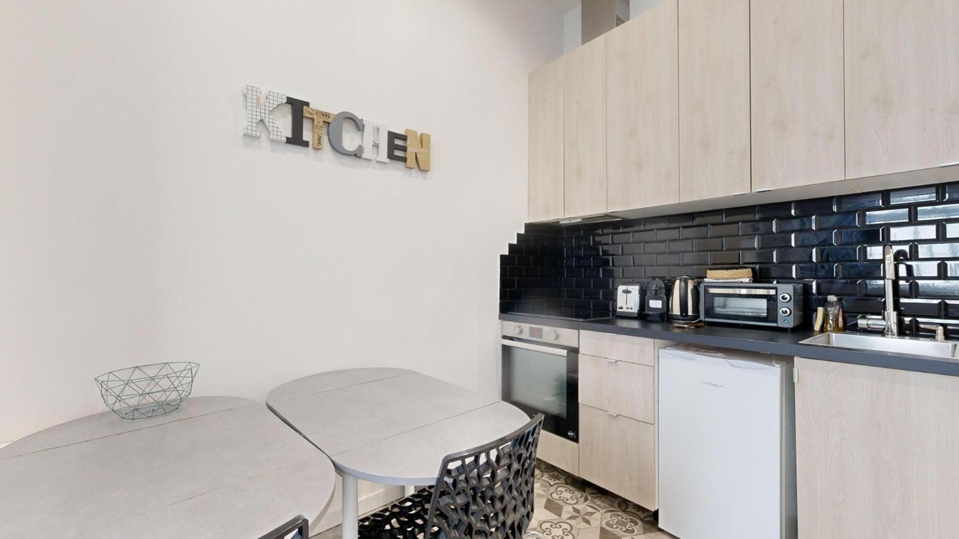 Bluestay 13 - A Apartment