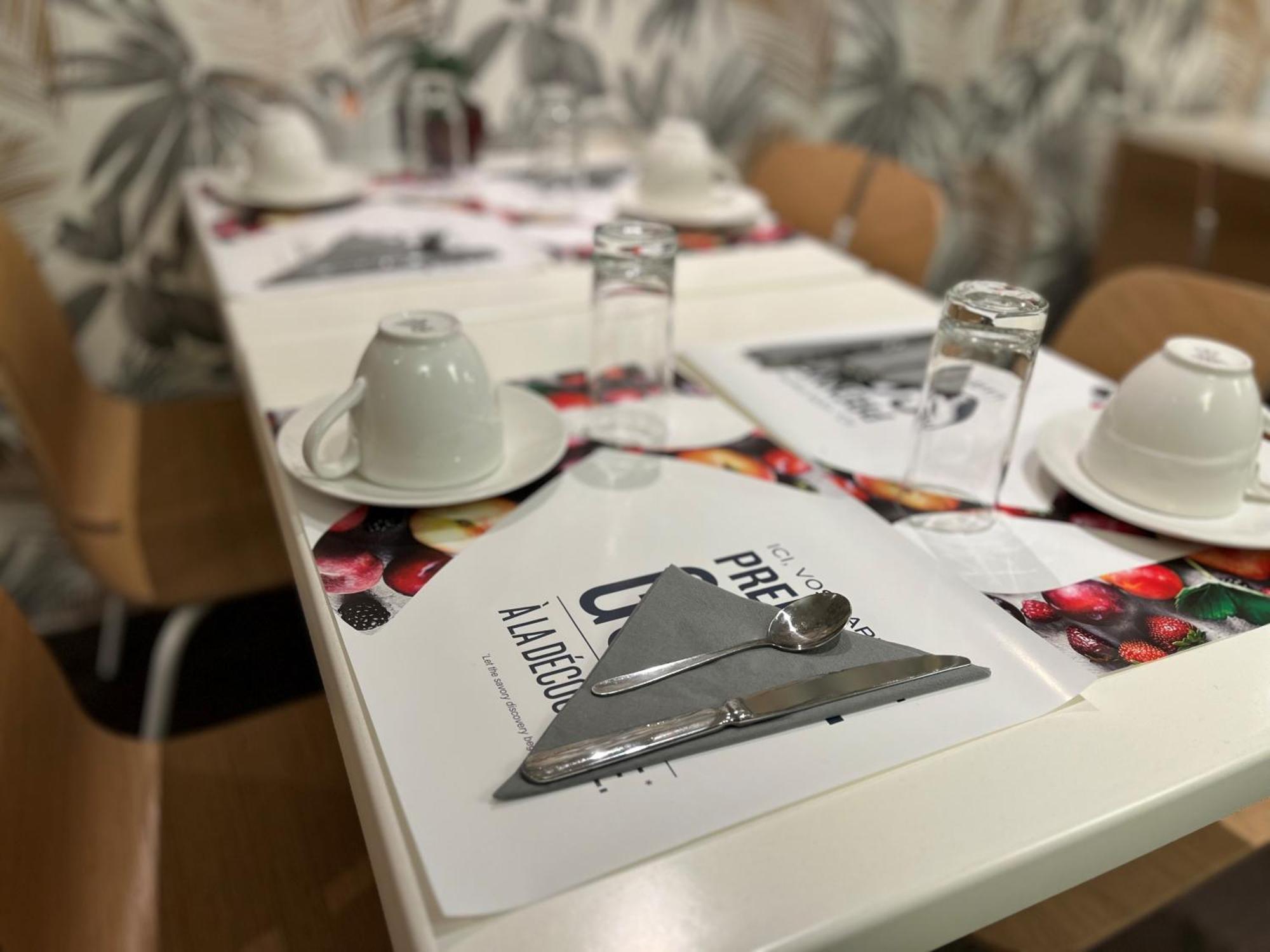 Hotel Kyriad 18 - Porte De Clignancourt - Montmartre Paris