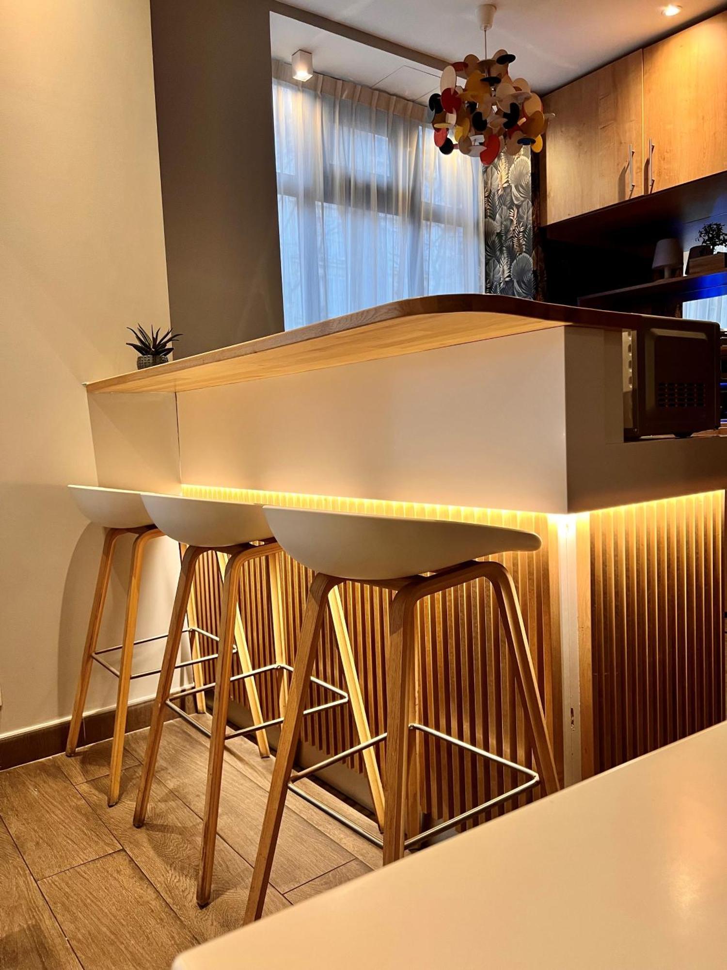Kyriad 18 - Porte De Clignancourt - Montmartre Hotel Paris