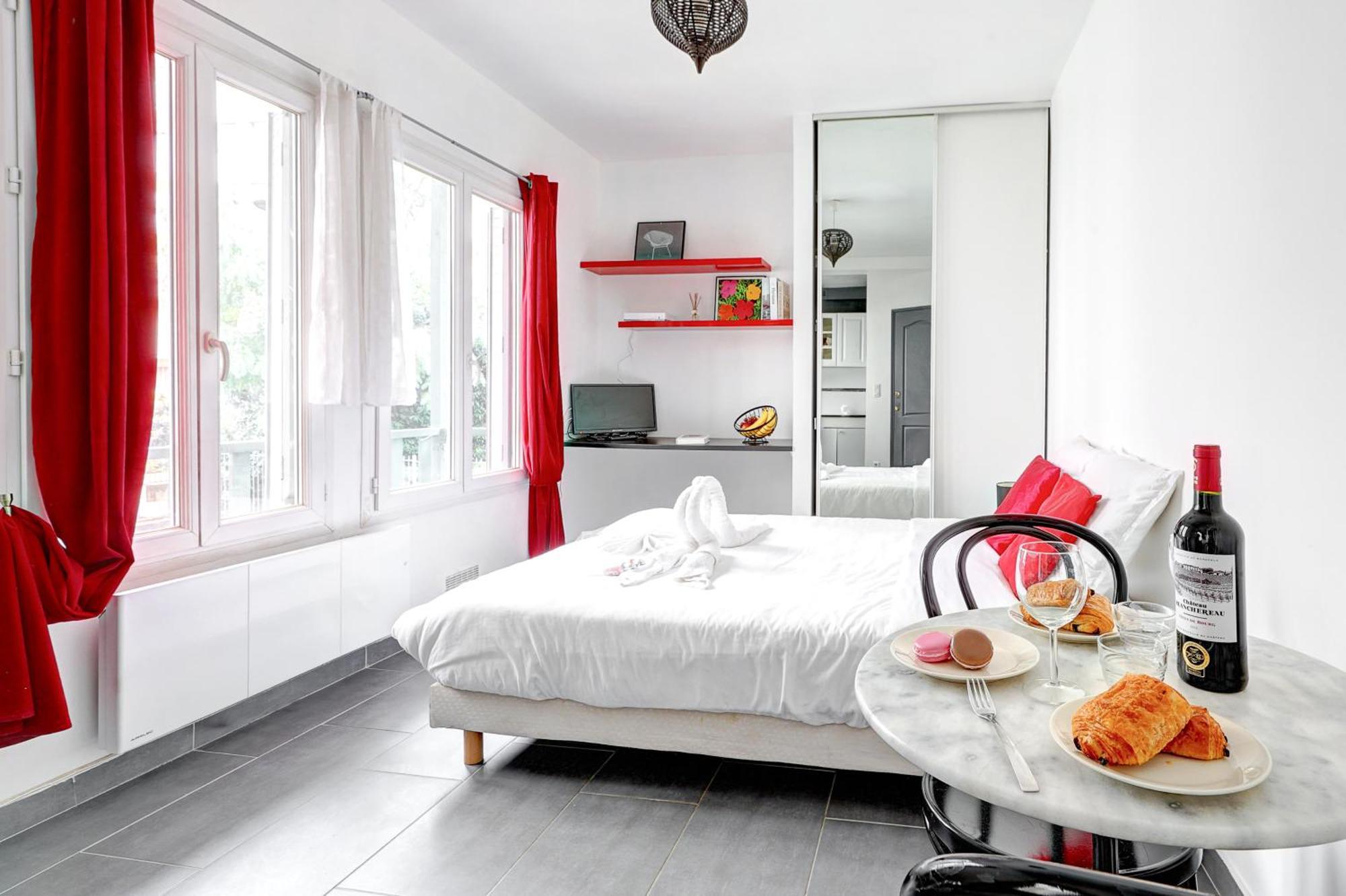 Apartment 103 - Tour Eiffel - Cosy Cocon Pour 2