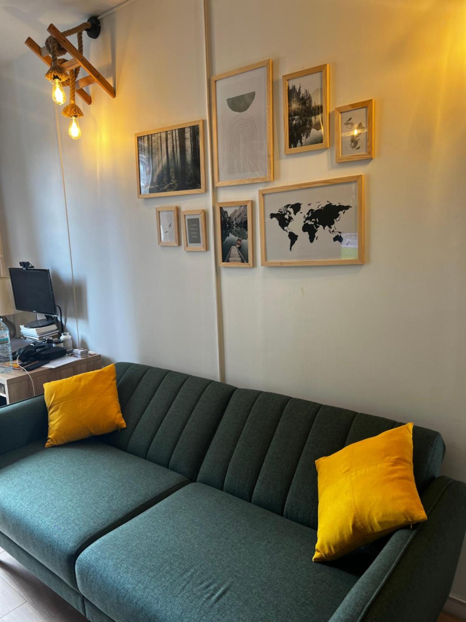 Apartment Un A Cote De La Cite Florale