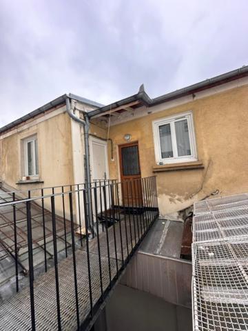Art House Bastille 2 Bed W Balcony, 11eme Super Trendy Neighbourhood Paris