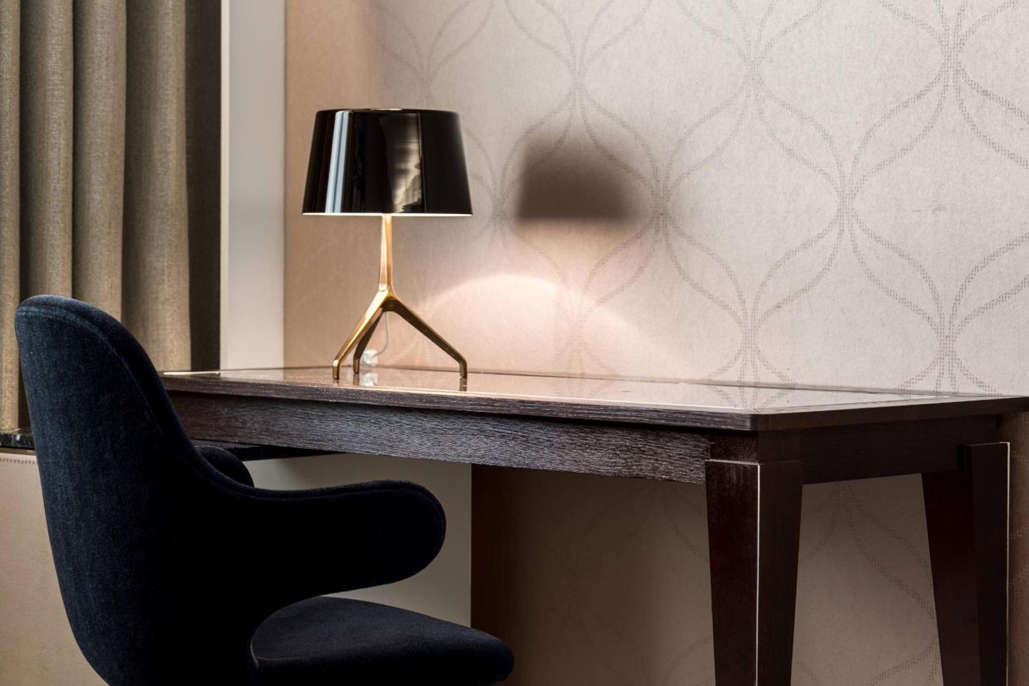 Hotel Ac Porte Maillot 4*