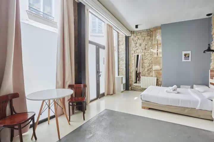Studio Elegant Pres De Republique Et Marais - 2p Appartement *