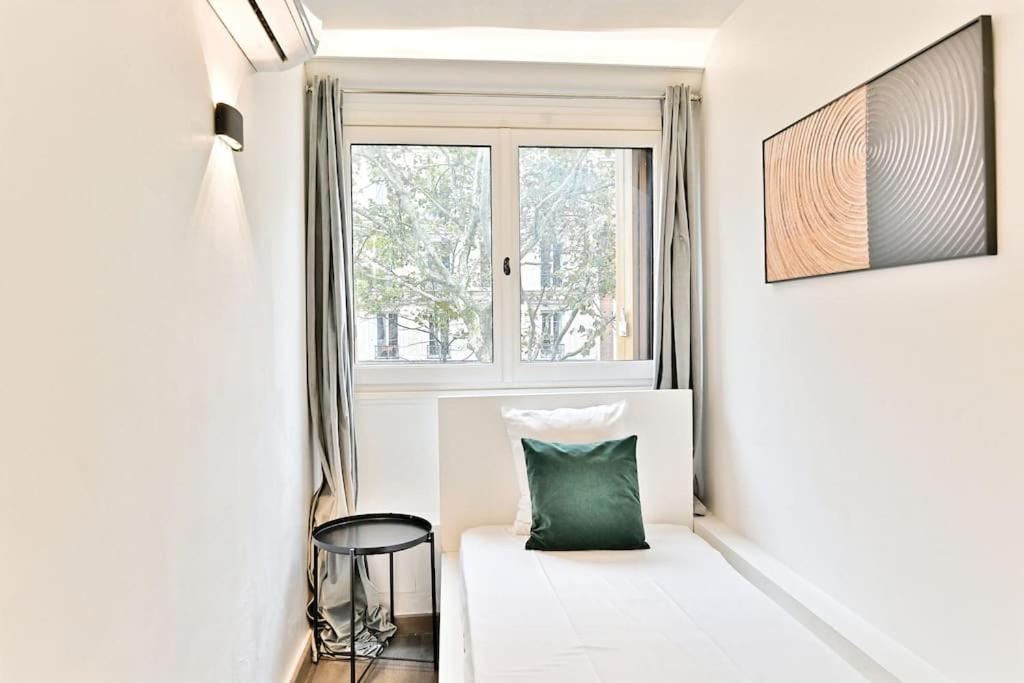 Appartement Ensoleille Proche Buttes Chaumont Paris