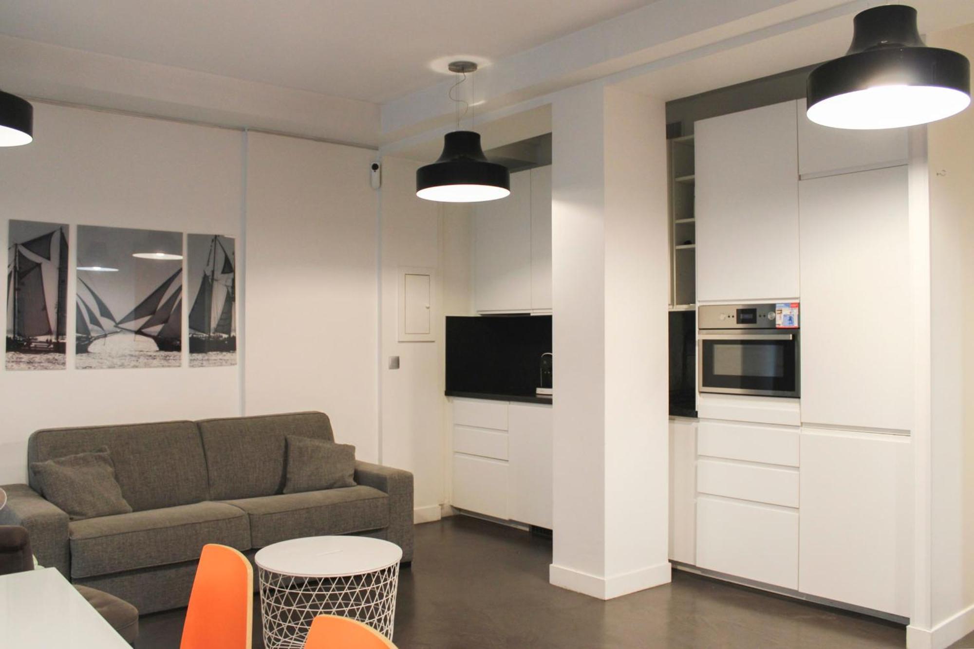 Appartement Bright Flat With Terrace *