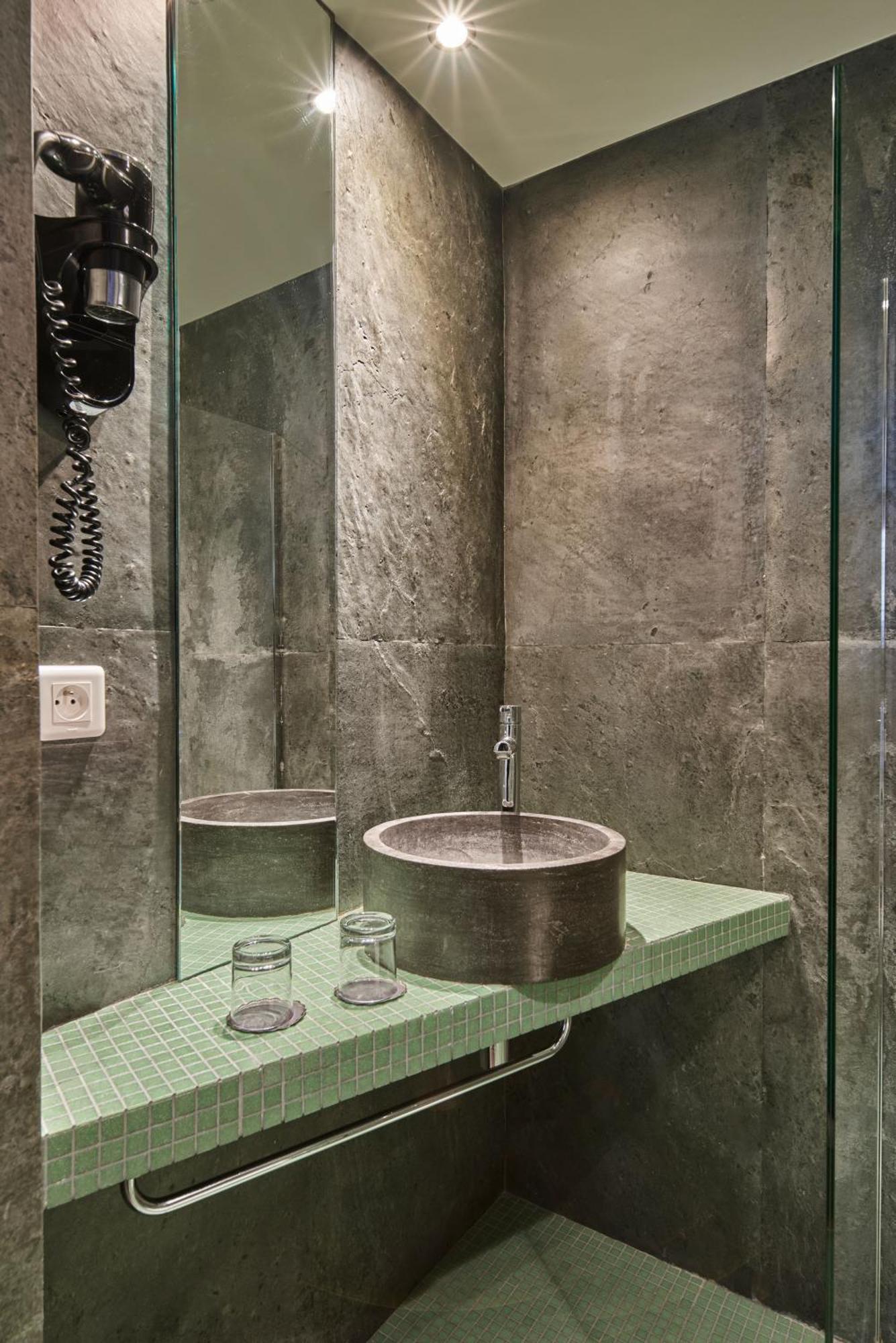Moulin Plaza 3* Paris