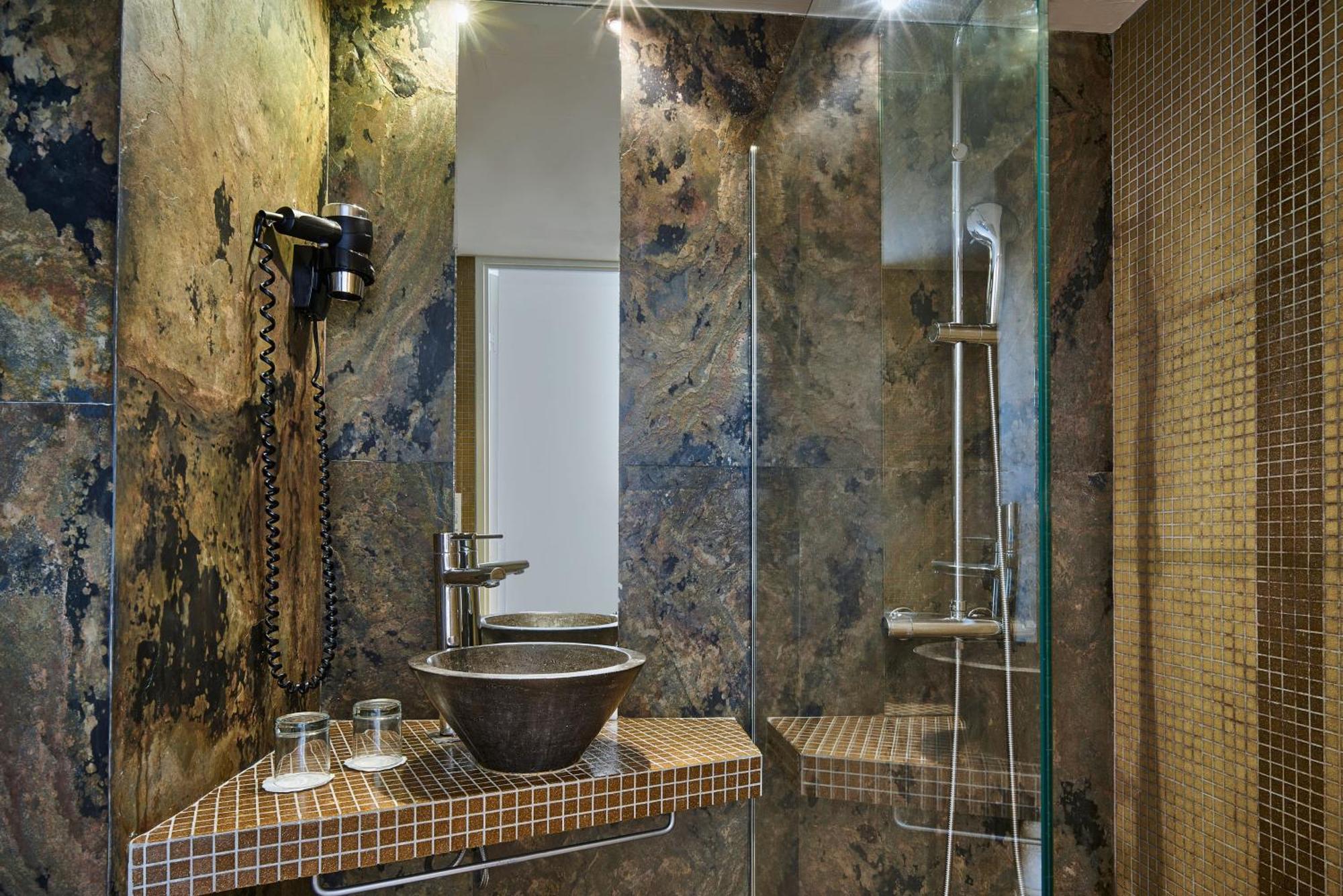 Moulin Plaza 3* Paris