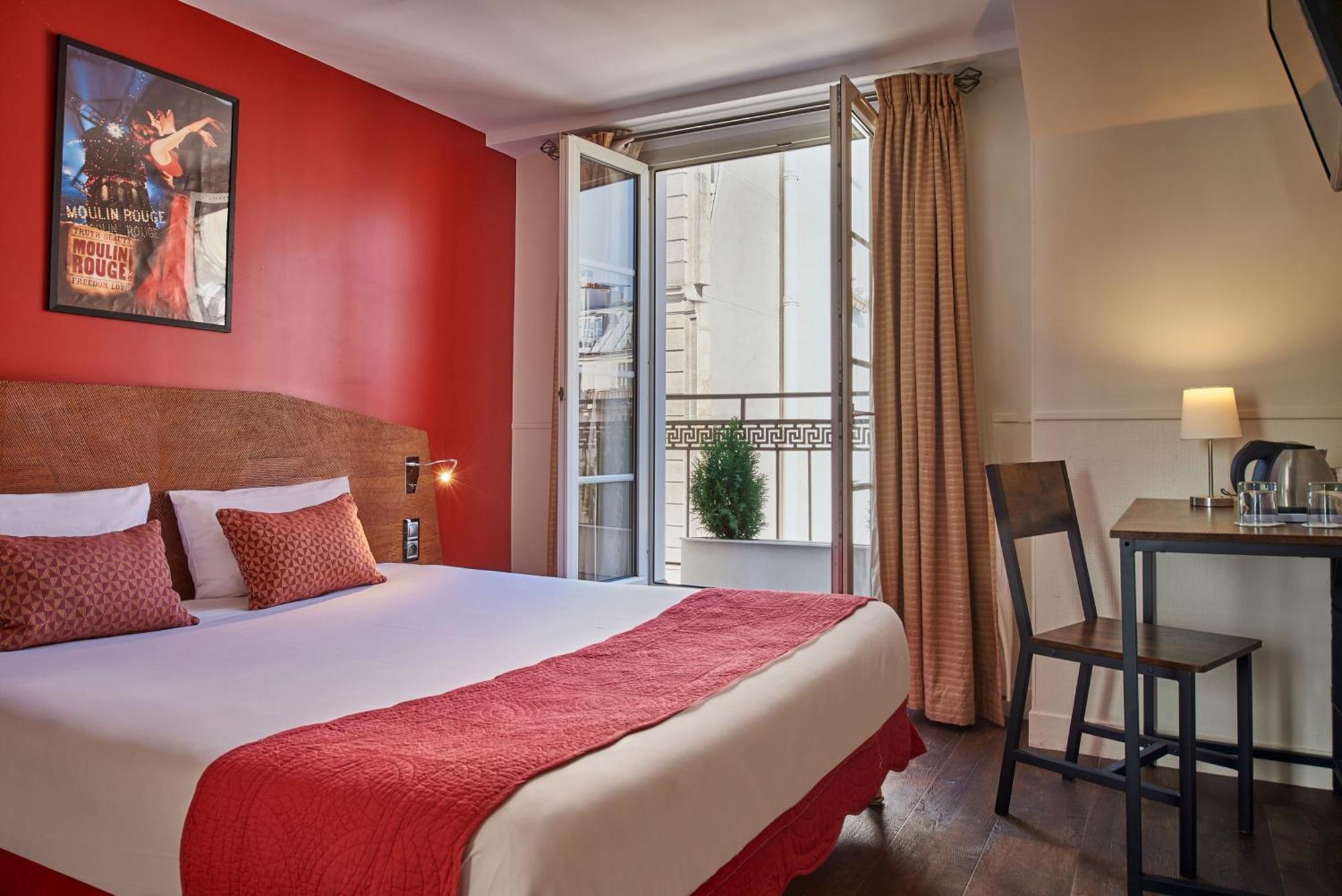 Moulin Plaza 3* Paris
