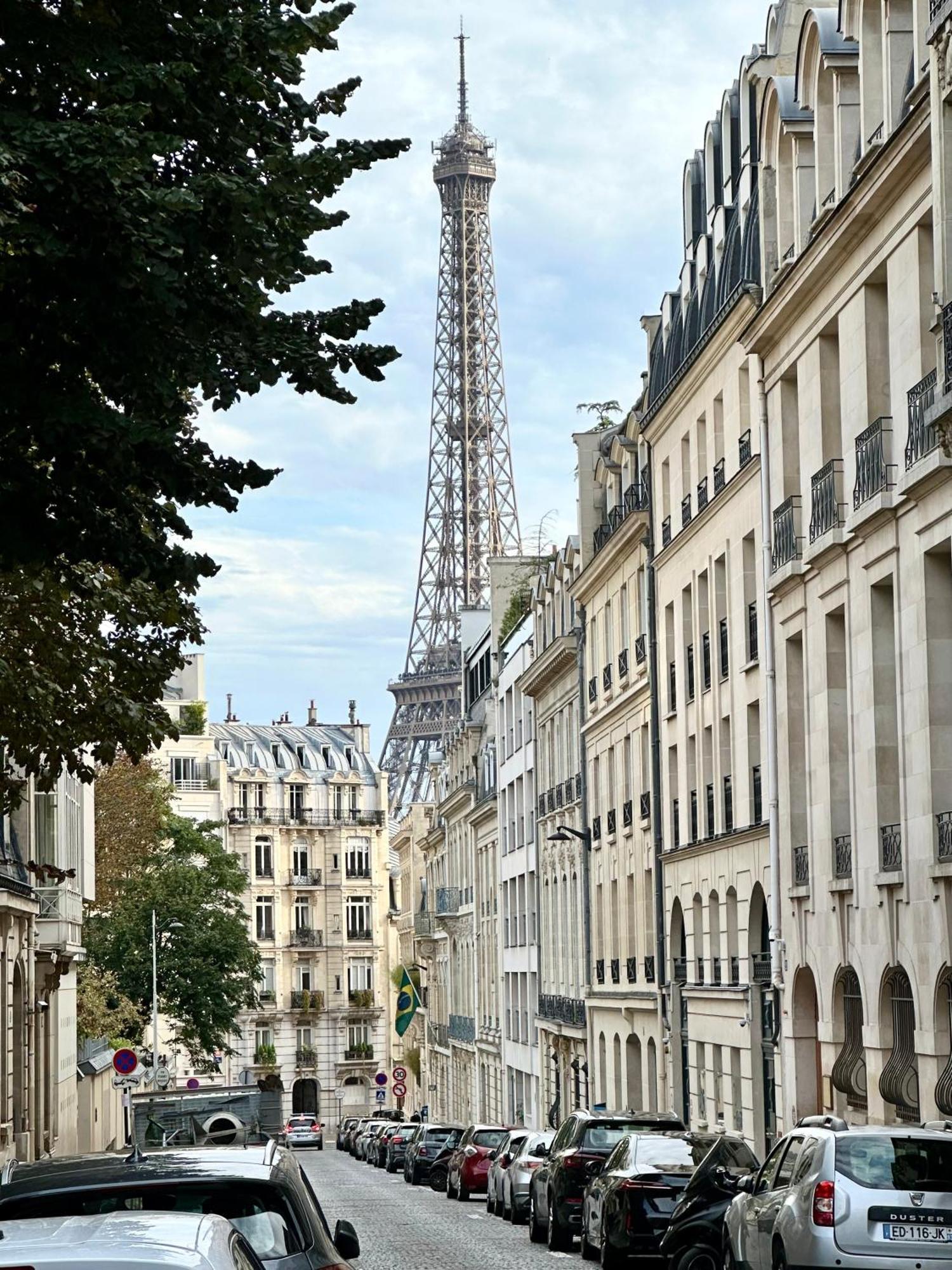 Champs Elysees 2 Apartment Paris