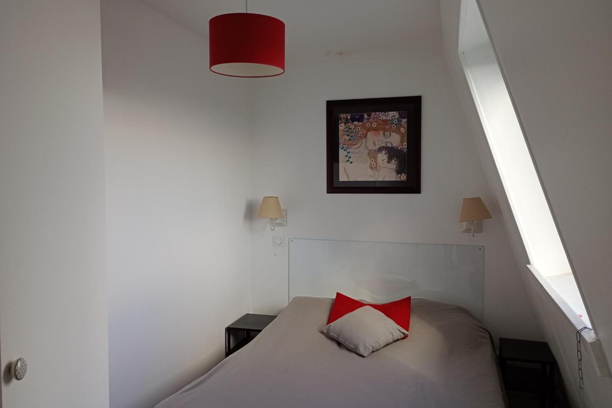 Apartment Charming 2 In Front Of The Square Montholon Paris