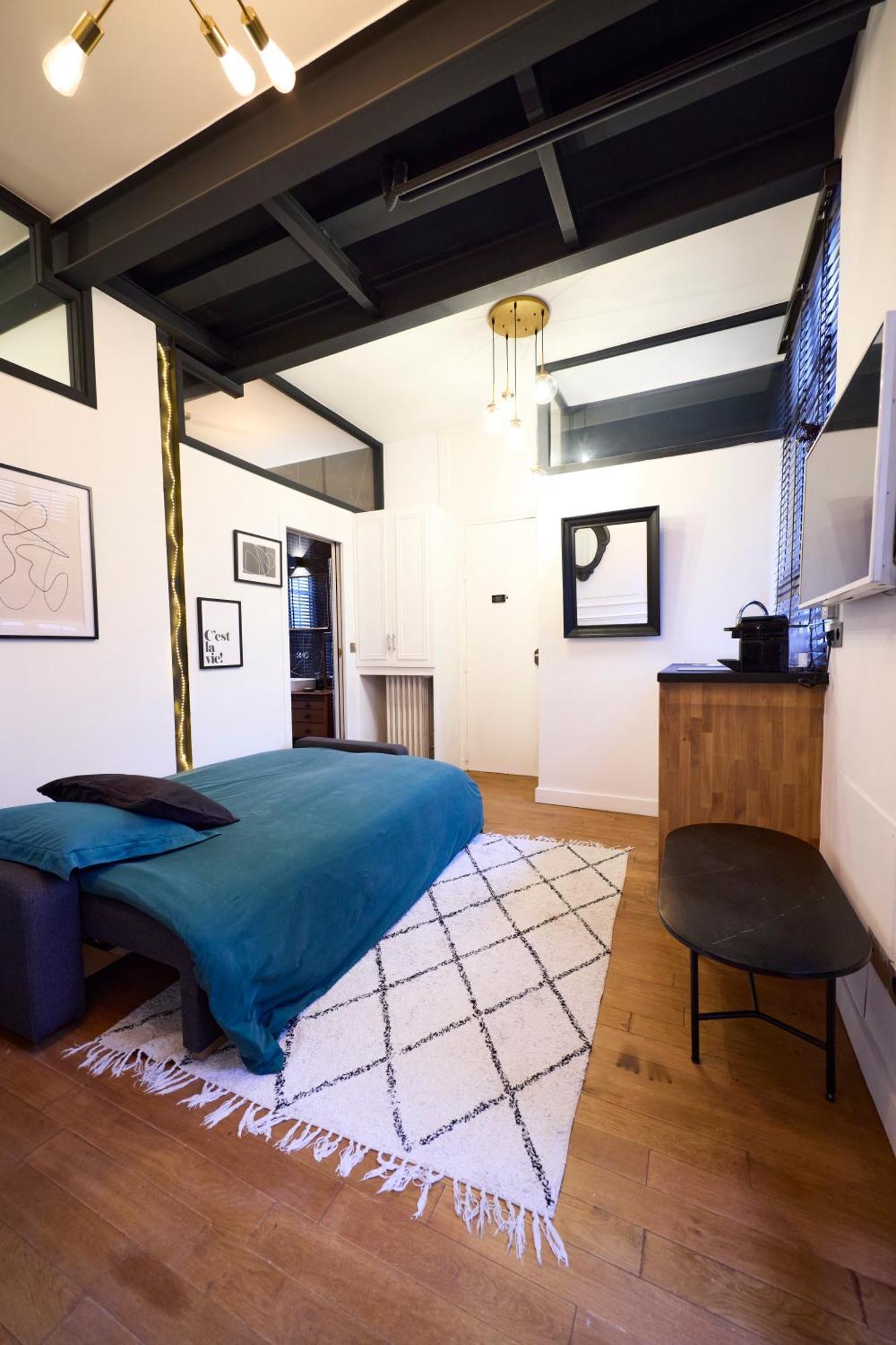Un Cosy Au Coeur De 17 Batignolles , Monceau Appartement