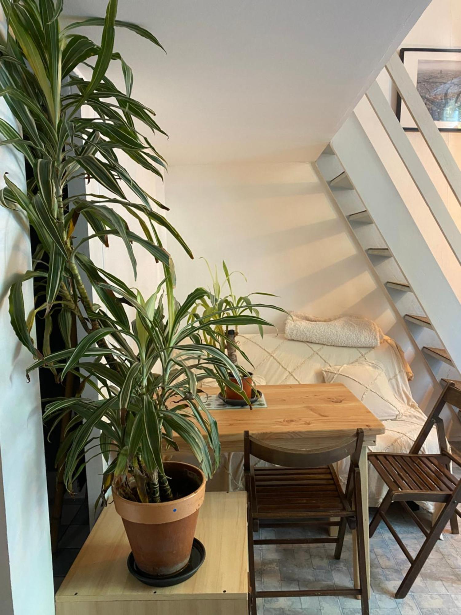 Cosy Proche Tour Eiffel Appartement *