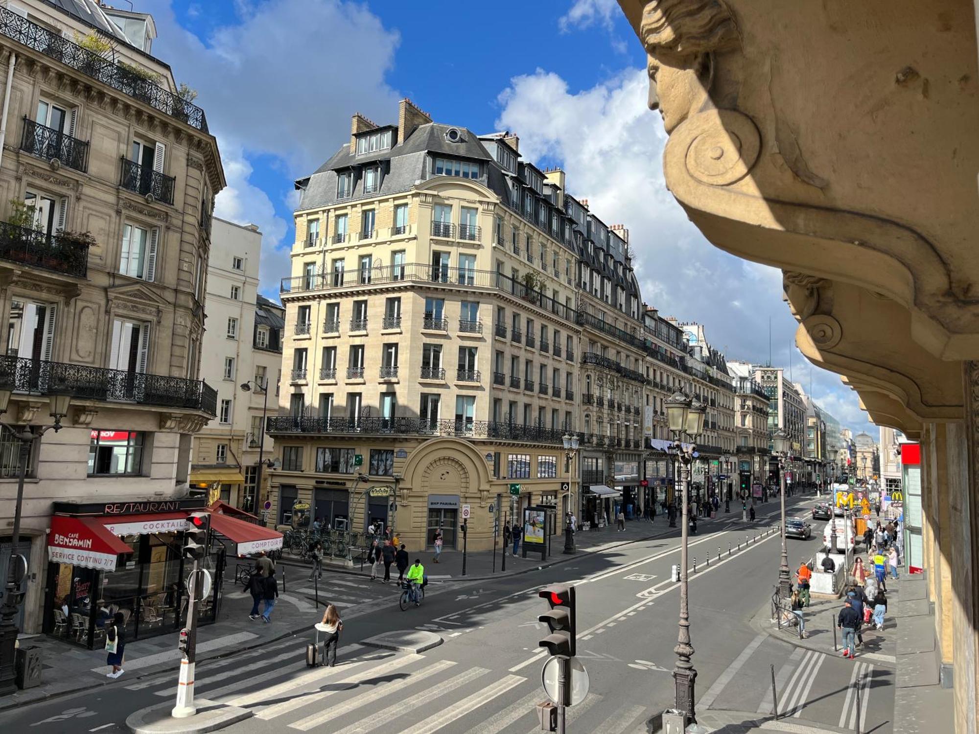 Apartment Central & Functional Apartment At Chatelet *