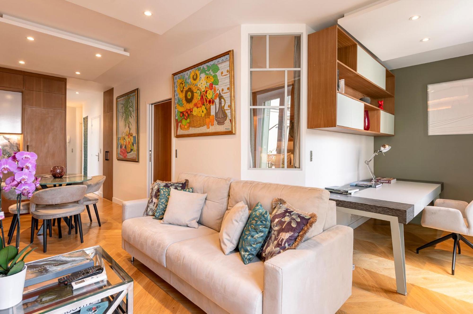 Apartment Luxurious Saint Germain Des Pres - Jade Paris