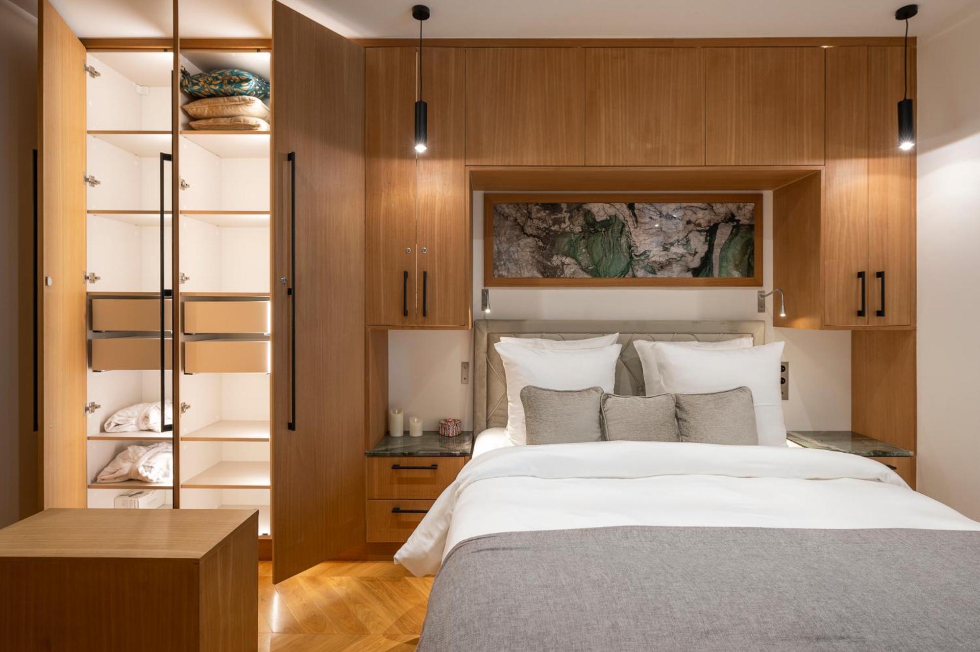Luxurious Saint Germain Des Pres - Jade Paris