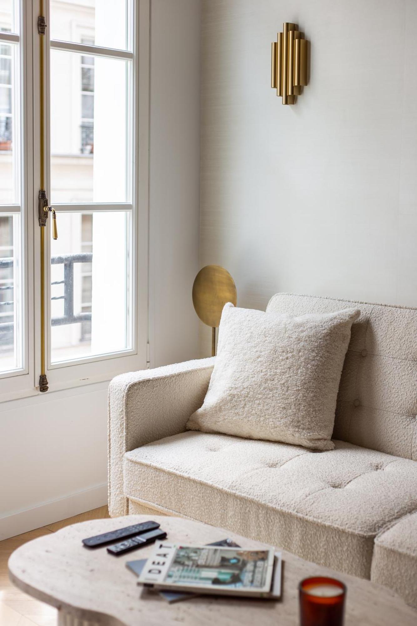 Magnifique Ac -1br 4p- Palais-royal Appartement Paris