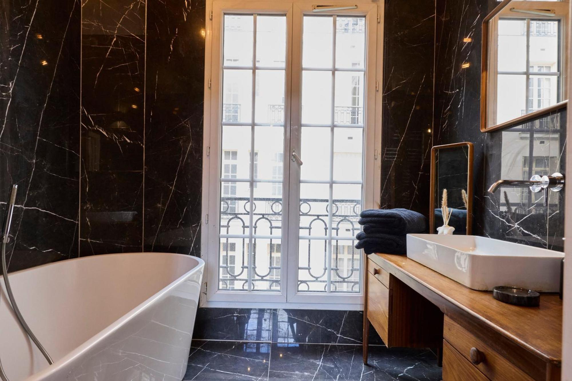 Un Cosy Au Coeur De 17 Batignolles , Monceau Appartement Paris