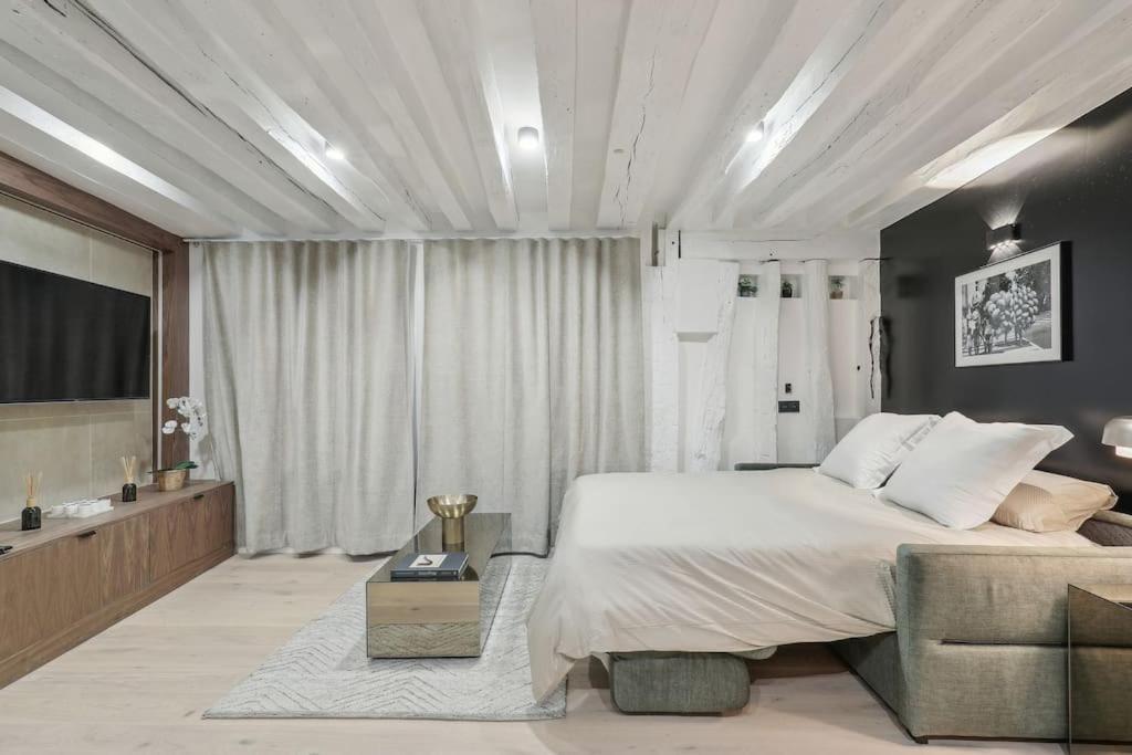 Apartment Duplex Quartier Du Louvre 75002 *