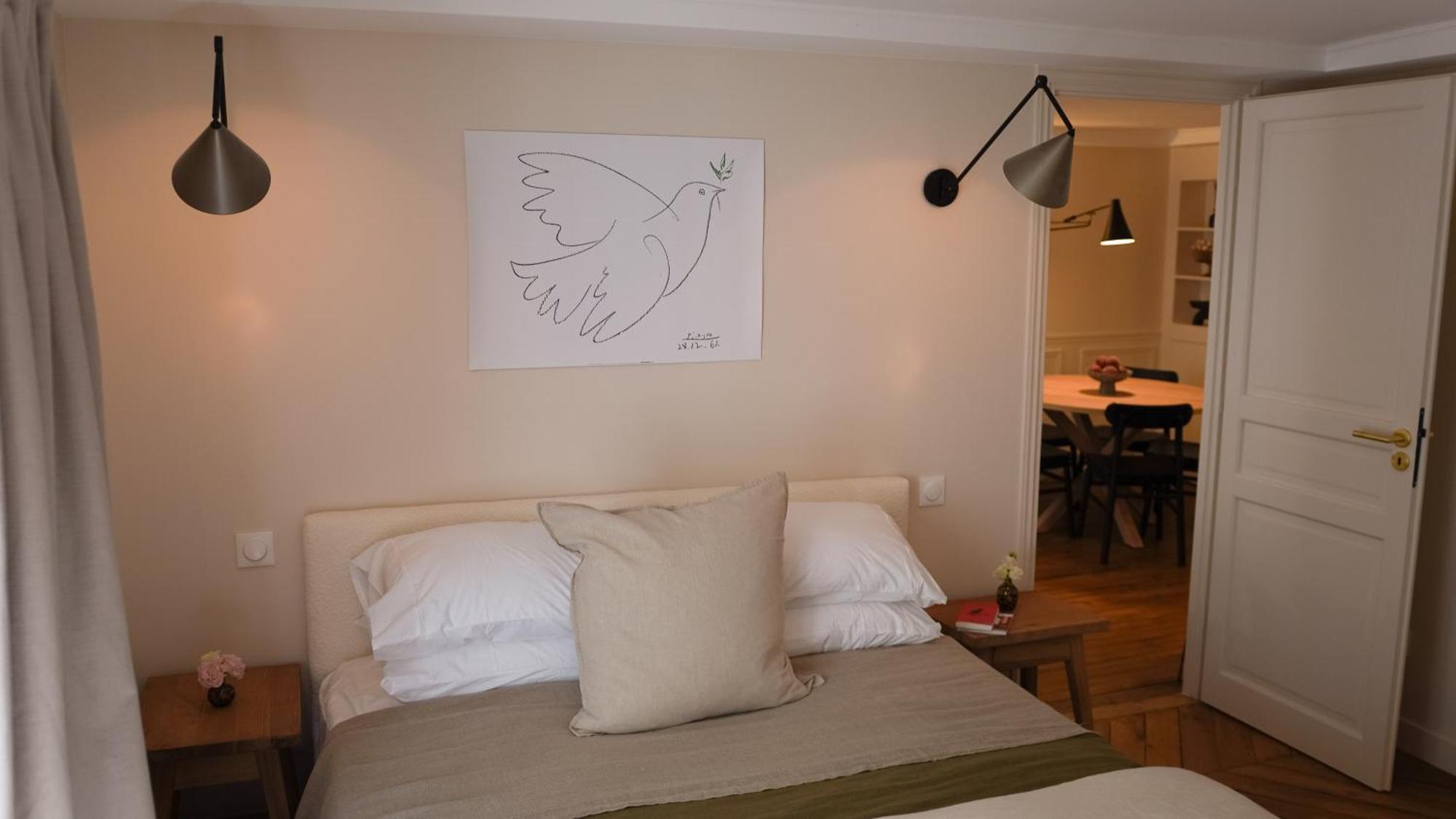 Apartment Elegance And Parisian Charm Tuileries Paris