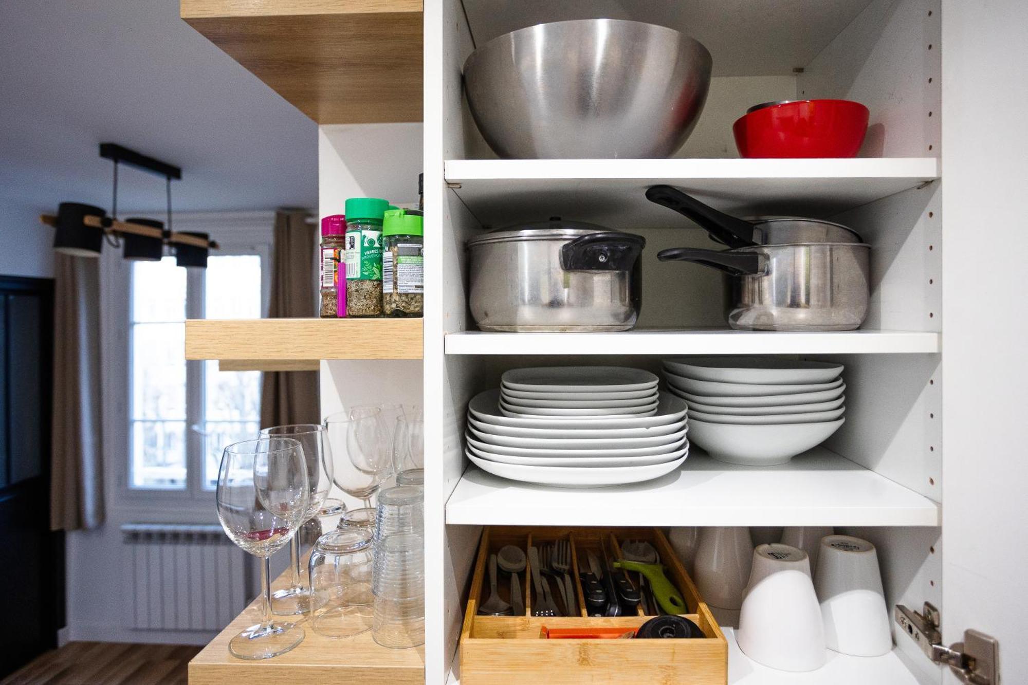 Cozy 1-bedroom With Amenities Near Iconic Montmartre Neighbourhood Paris