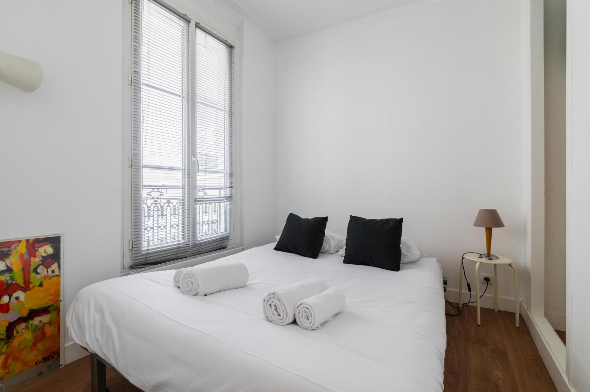 Entre Moulin-rouge Et Sacre-coeur Apartment *