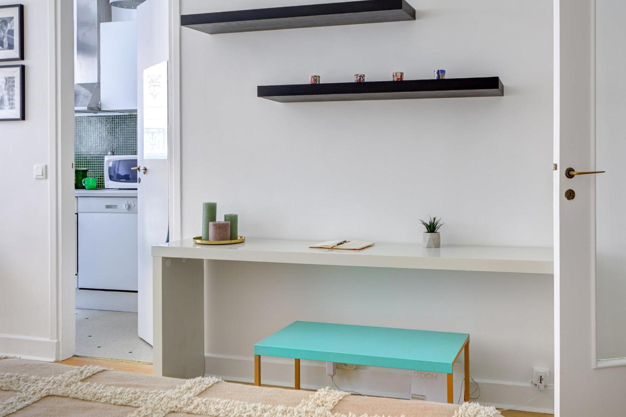 St Germain & Le Bon Marche With Balcony - Cityapartmentstay Apartment Paris