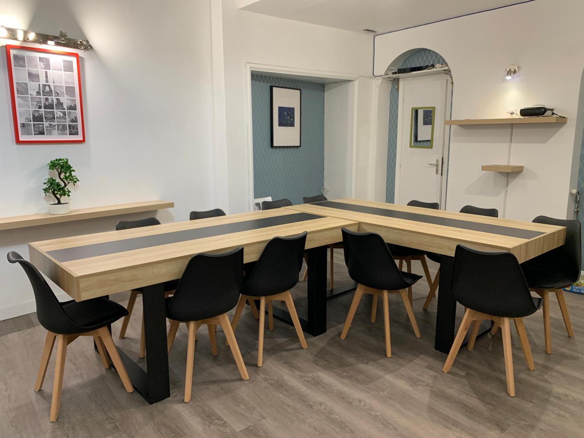 Hotel Alyss Saphir Cambronne Eiffel 3*