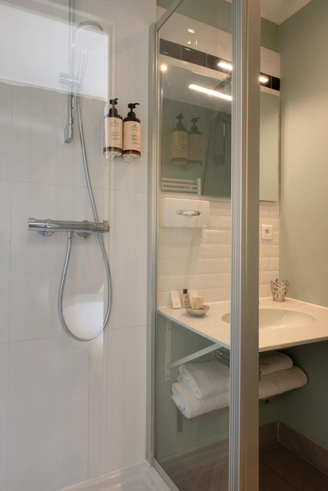 Suites&hôtel Helzear Montparnasse 4*