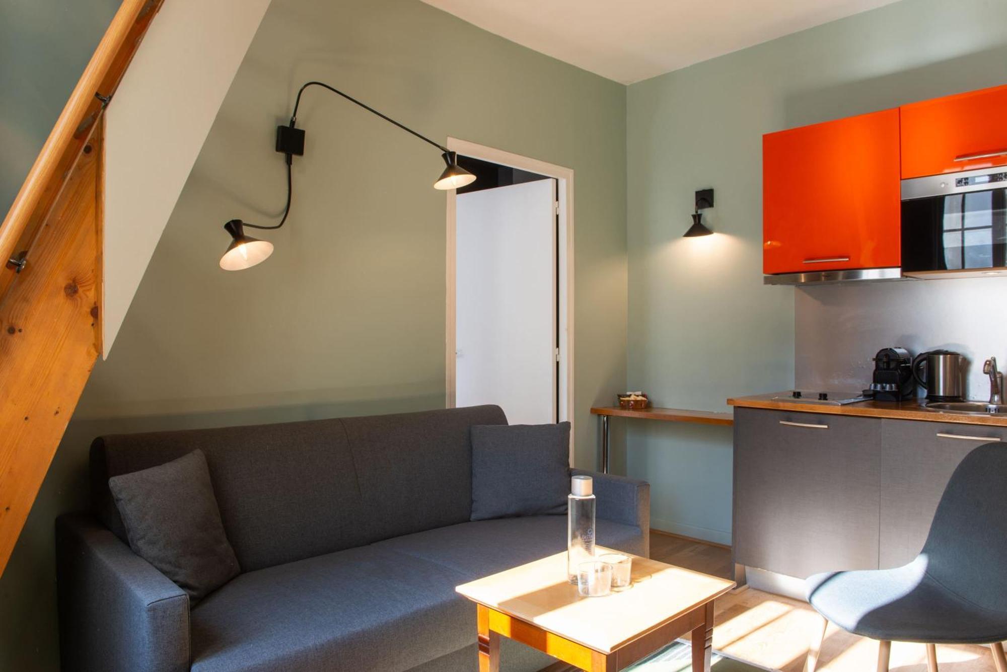 Suites&hôtel Helzear Montparnasse Hotel 4*