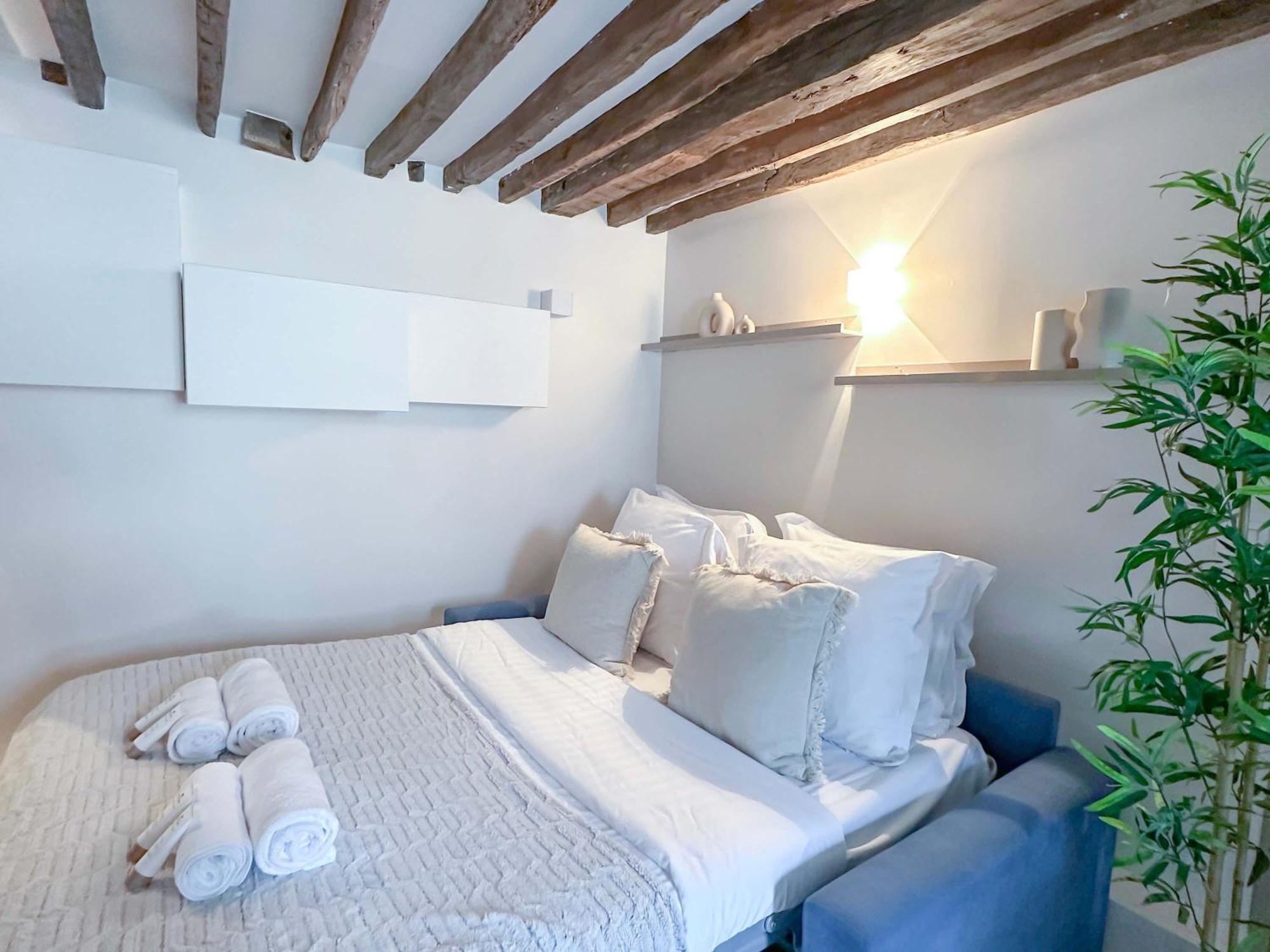 Beautiful Near Grands Boulevards Appartement