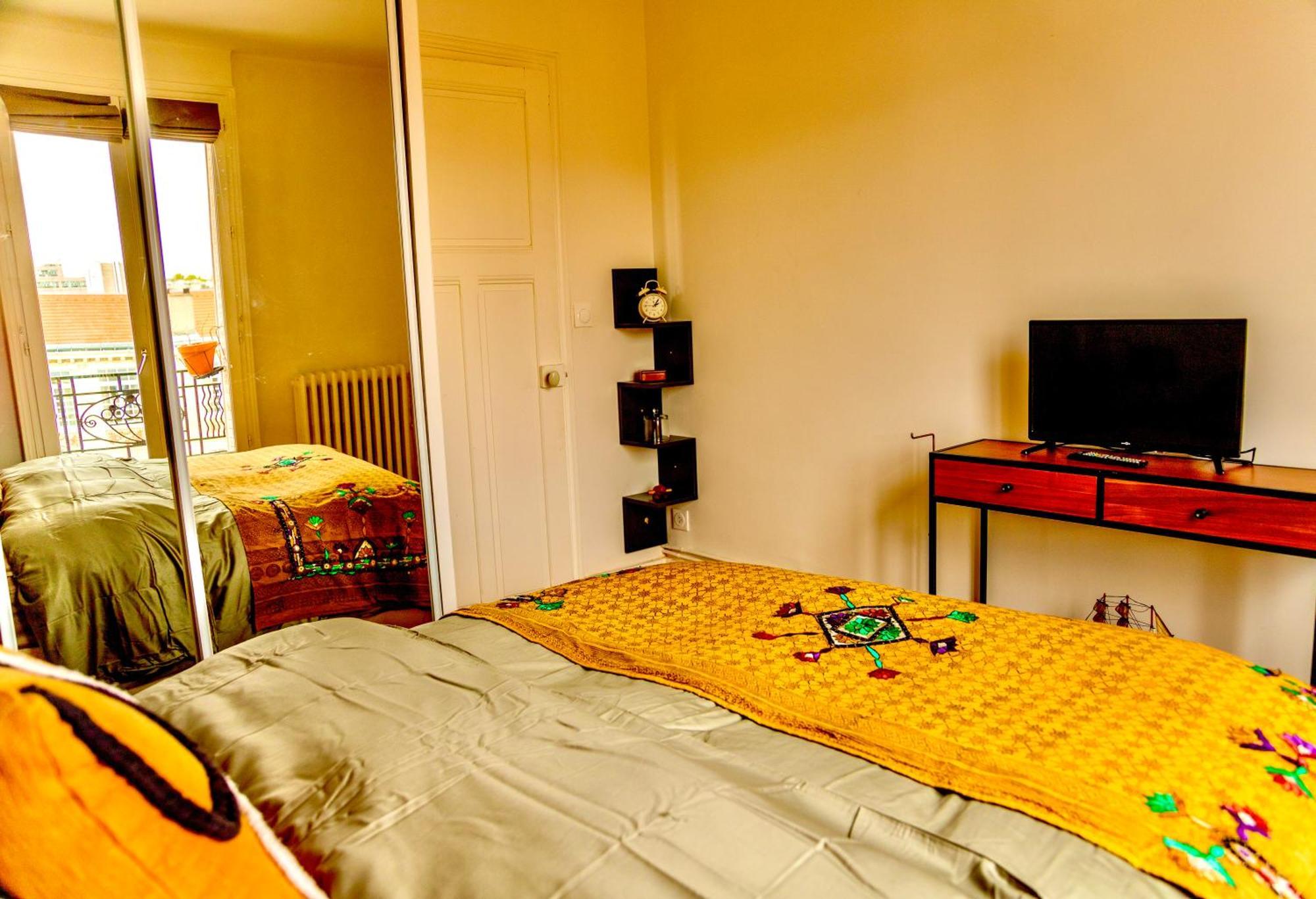 Apartment Houjra *