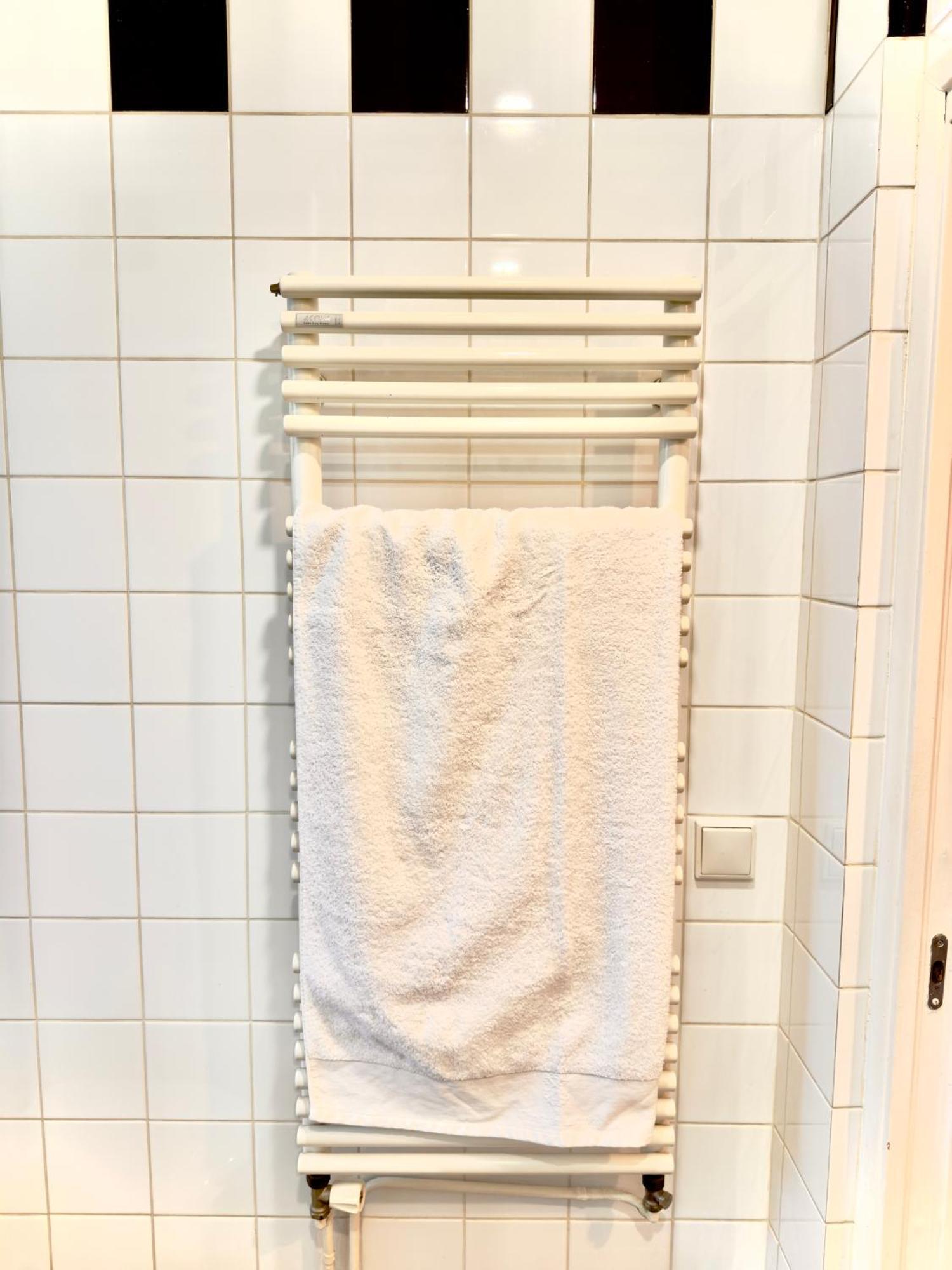 Apartment Houjra Paris