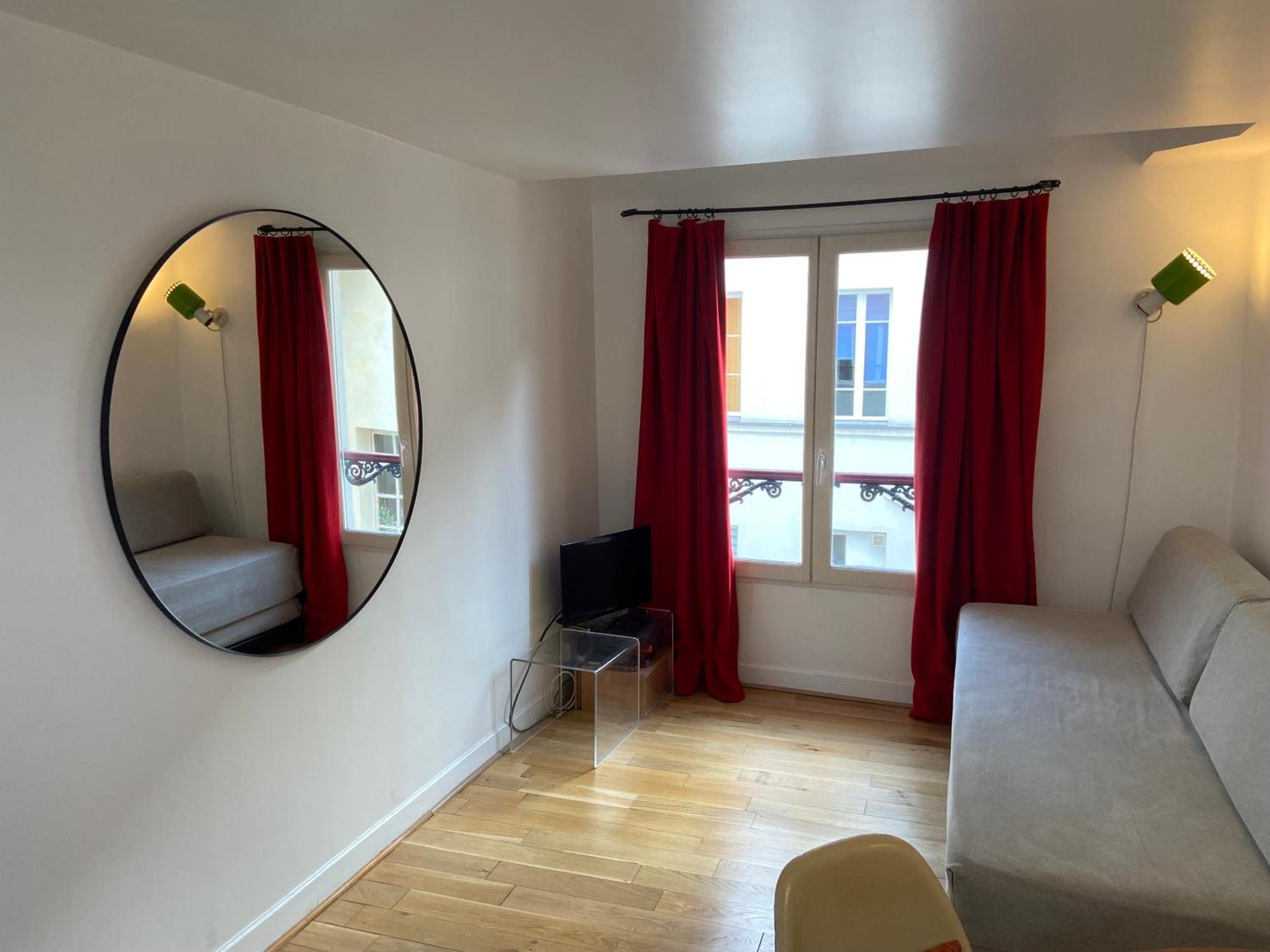 Marais With Mezzanine Paris