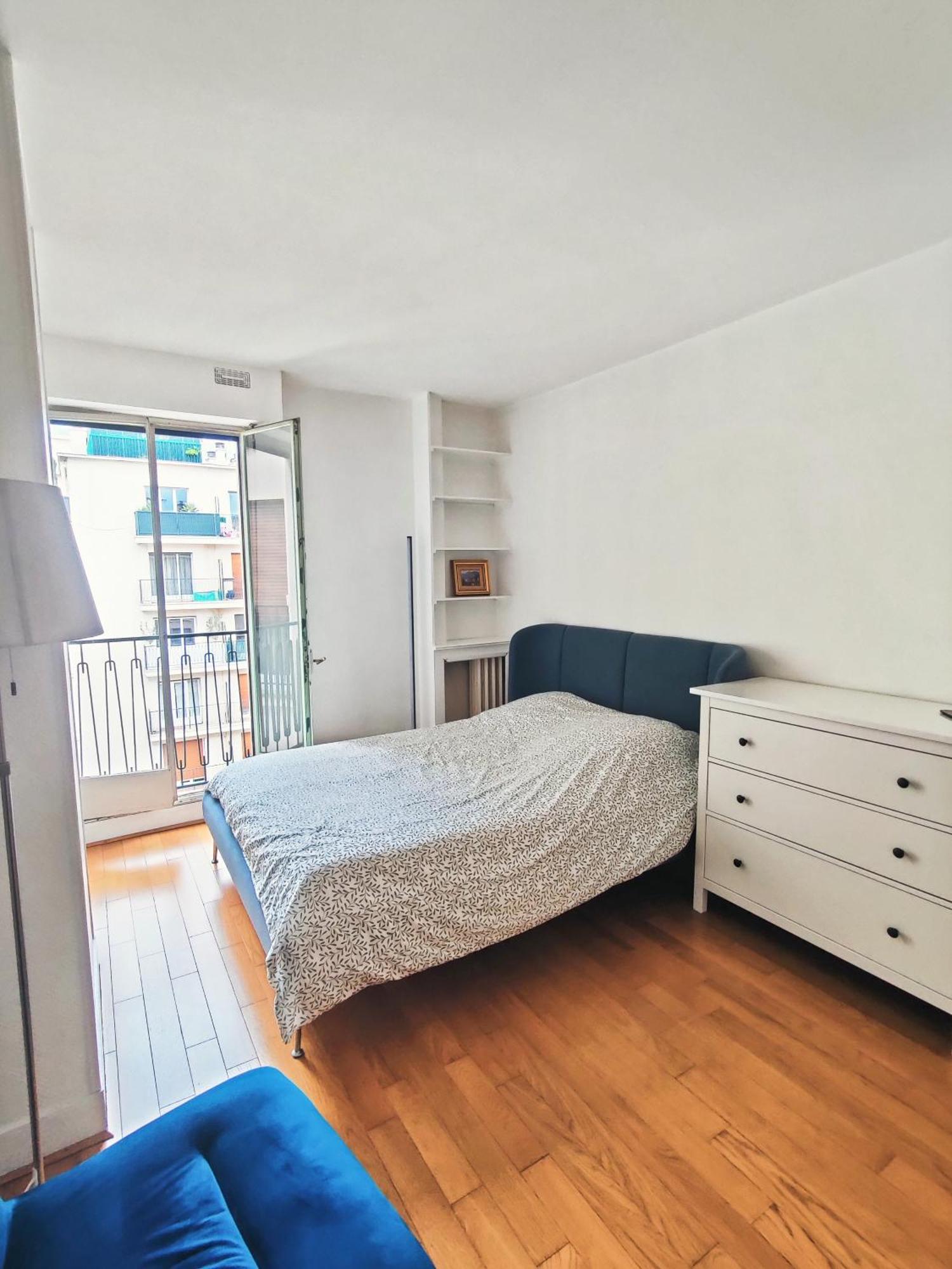 Apartment Bright & Cozy In Passy, Trocadero, Paris