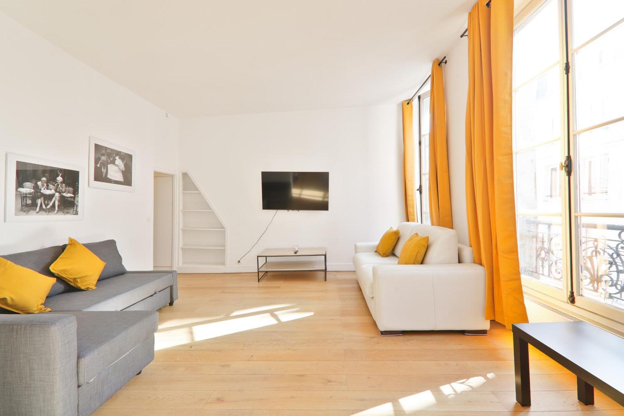 Apartment Mezzanine Quartier Chatelet Les Halles 4 Free Netflix