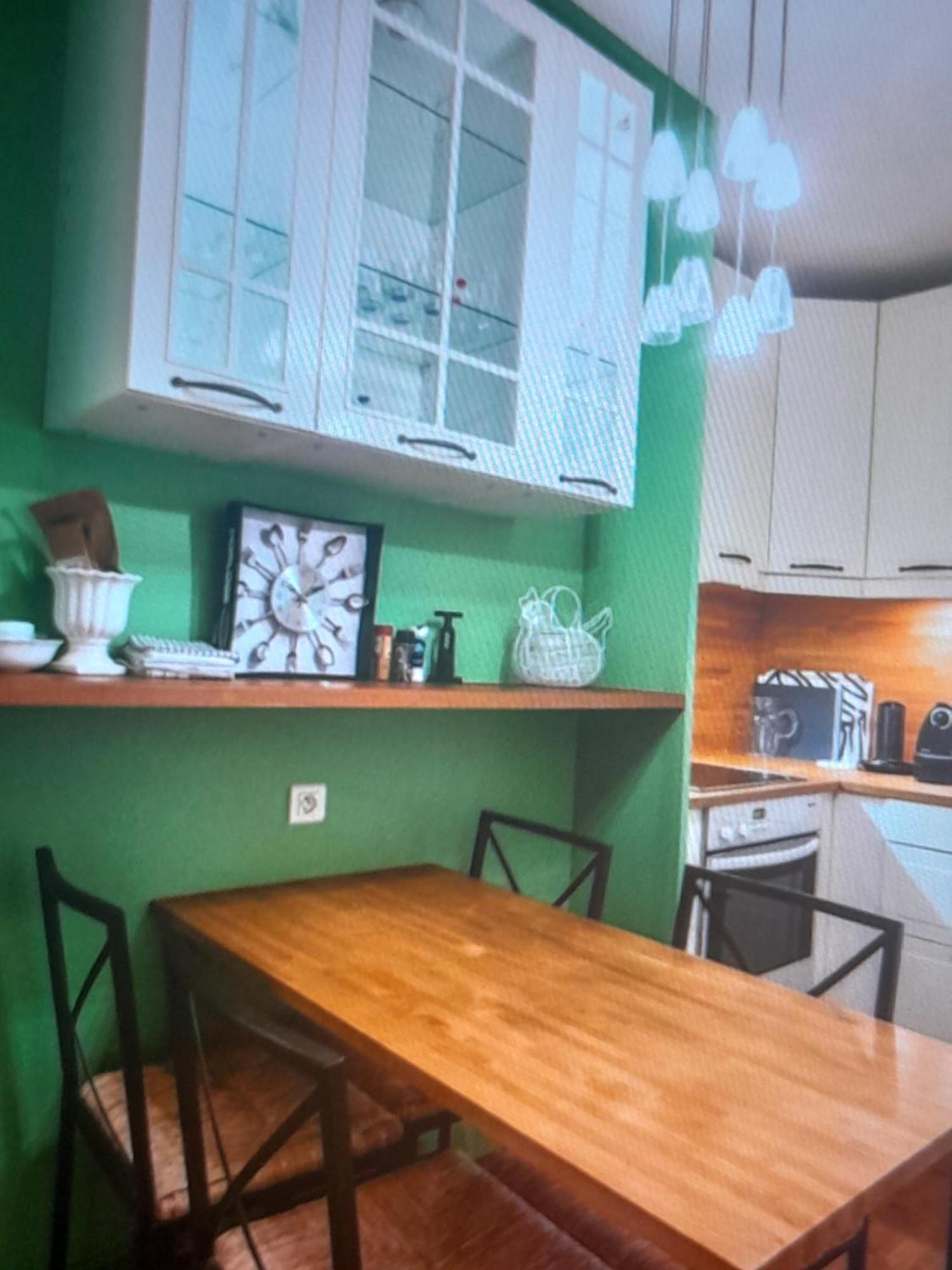 Apartment 1 Minute Gare Montparnasse , Center, Awsome Place, Close To Eiffel Tour And Louvre Meusm , Front Metro Paris