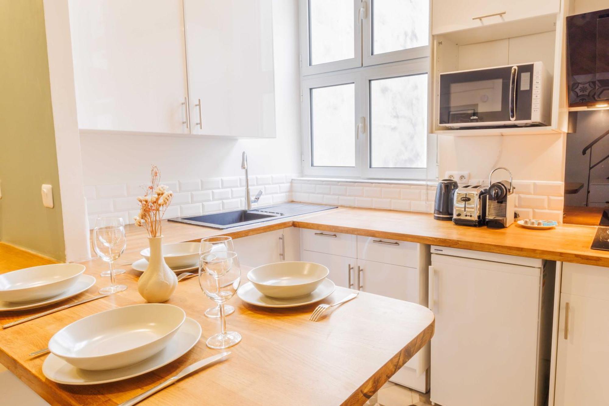 Quiet 1br-4p - Quartier Du Mail Apartment *