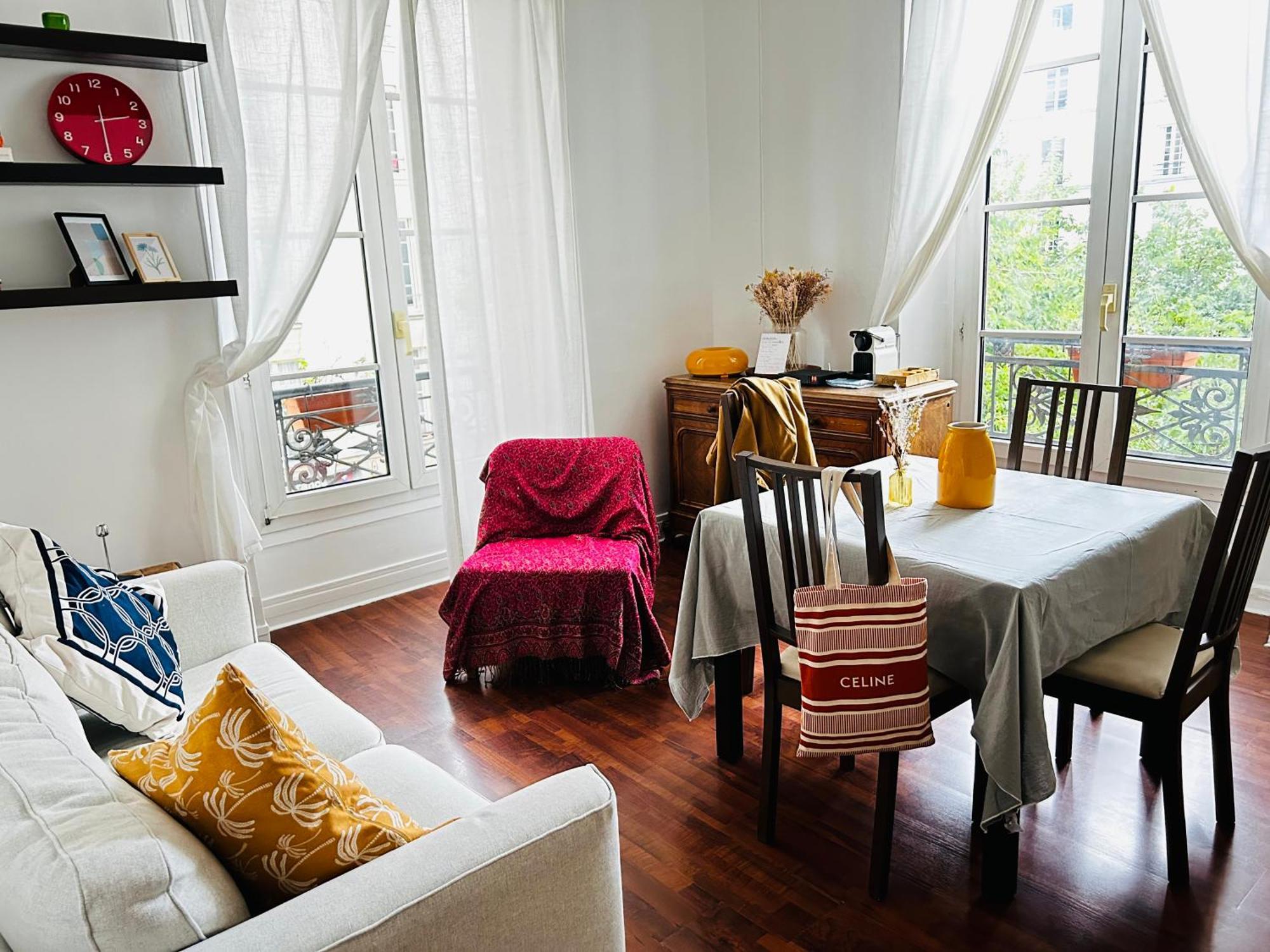 Appartement En Plein Coeur Du Marais Paris