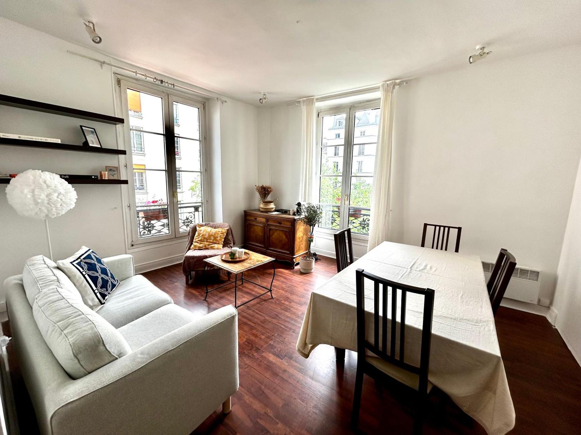 Appartement En Plein Coeur Du Marais Paris