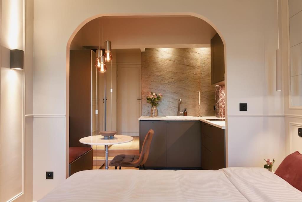 Rosso Levanto - Duke Housing Appartement