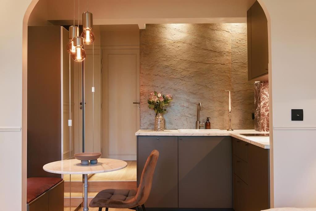 Rosso Levanto - Duke Housing Appartement Paris