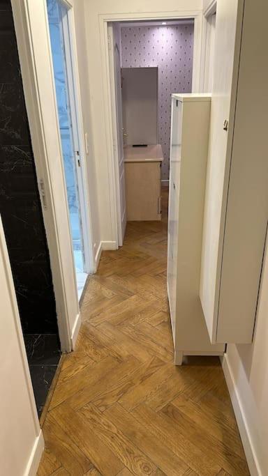 Apartment T3 Au Centre De - Opera - Gare Saint Lazare Paris