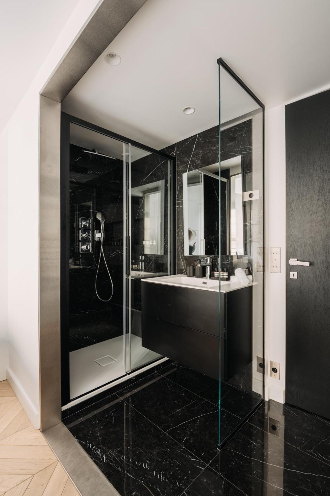Highstay - Luxury Serviced - Place Vendome Apartment Paris