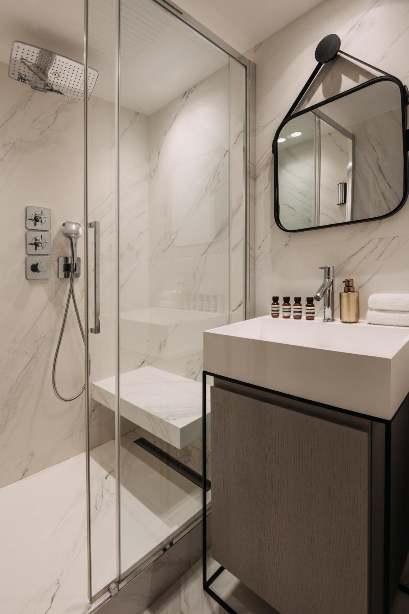 Highstay - Luxury Serviced - Louvre-rivoli Apartment Paris